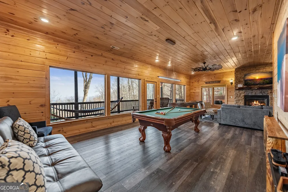 176 Katahdin DR Mineral Bluff, GA 30559