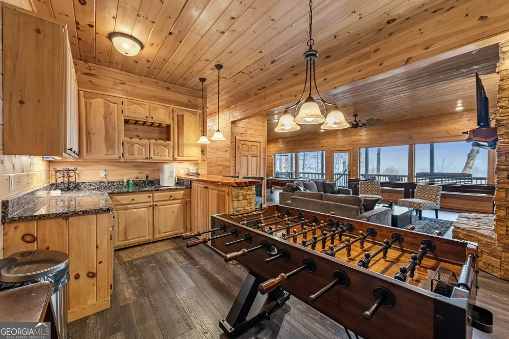 176 Katahdin DR Mineral Bluff, GA 30559