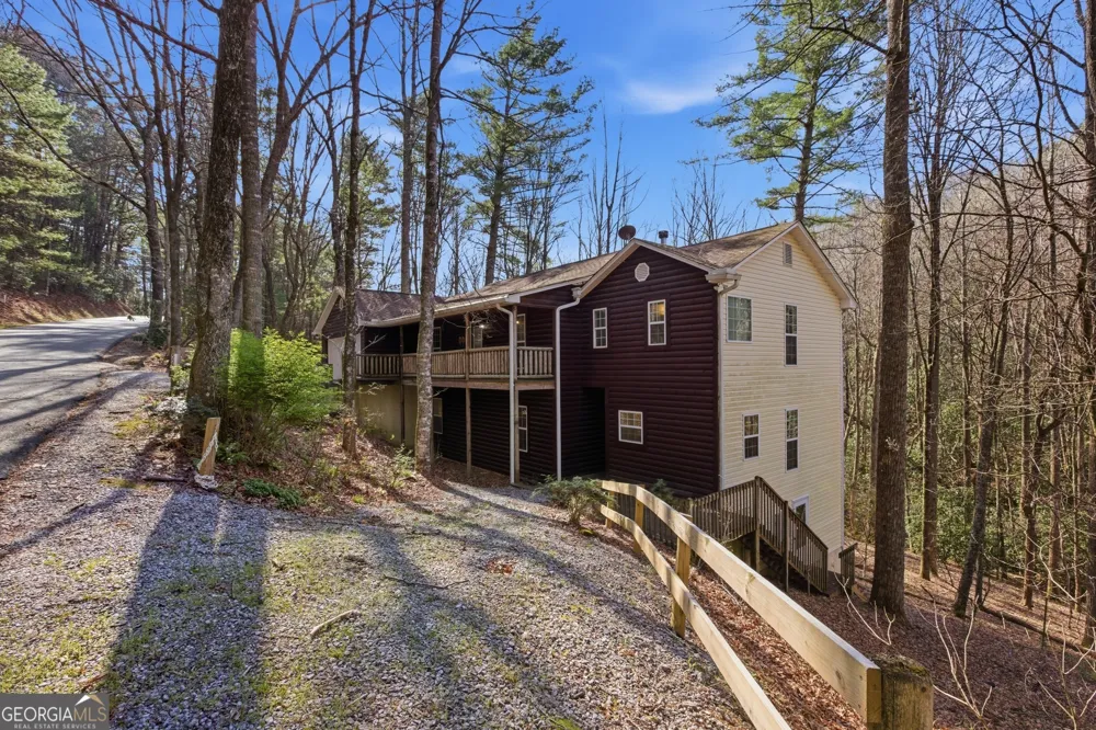 522 Rebel CIR Sky Valley, GA 30537
