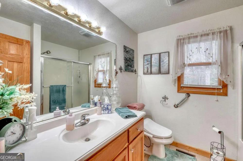 694 Hilltop RD Murphy, NC 28906