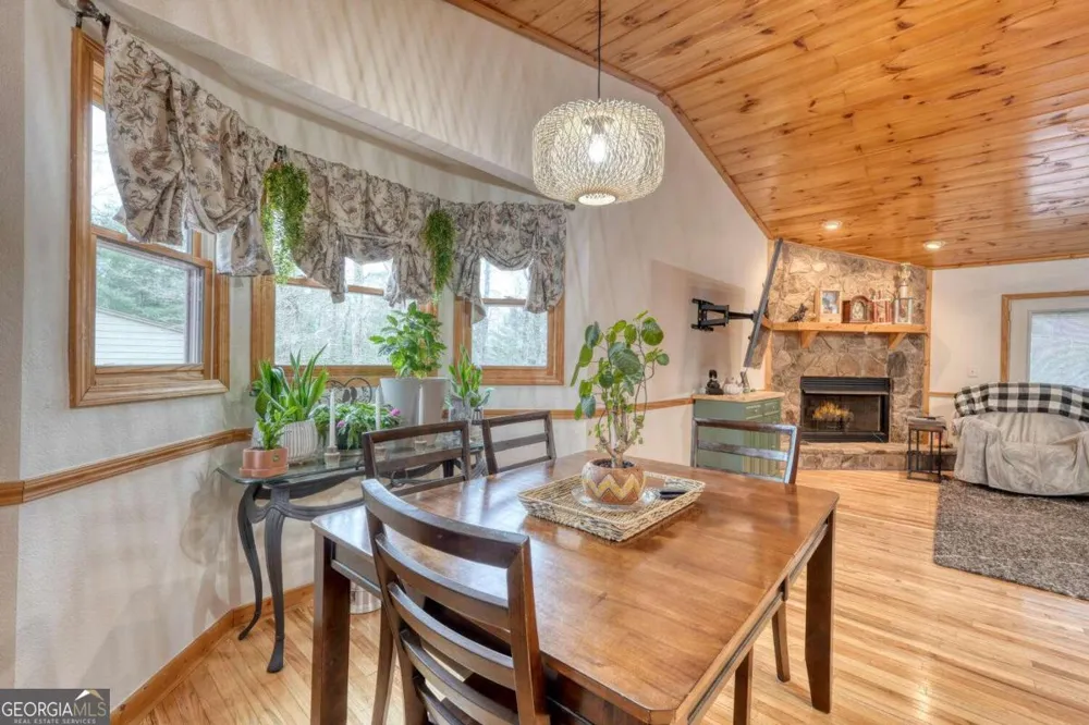 694 Hilltop RD Murphy, NC 28906
