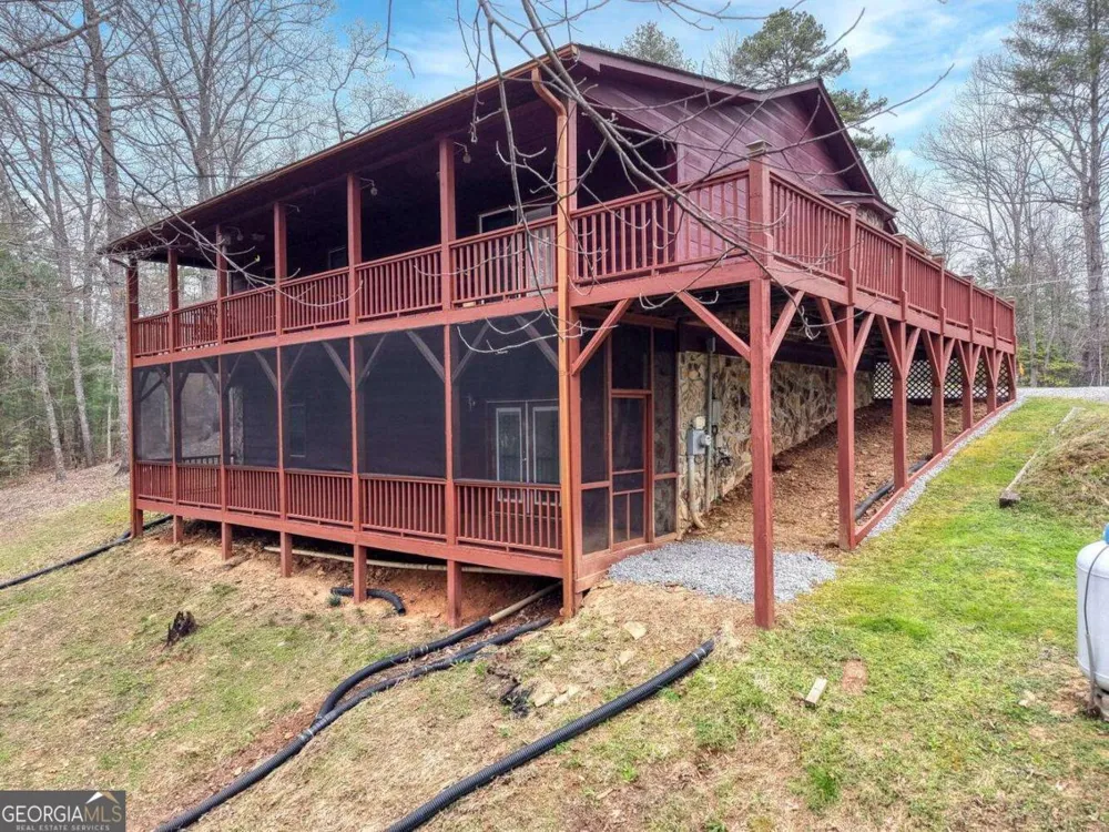 694 Hilltop RD Murphy, NC 28906