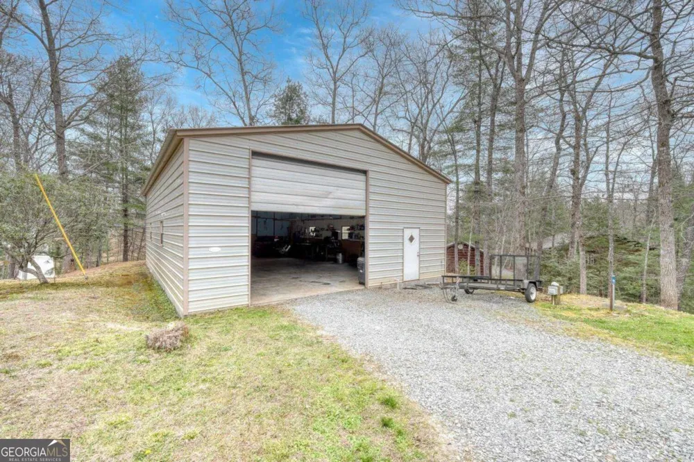 694 Hilltop RD Murphy, NC 28906
