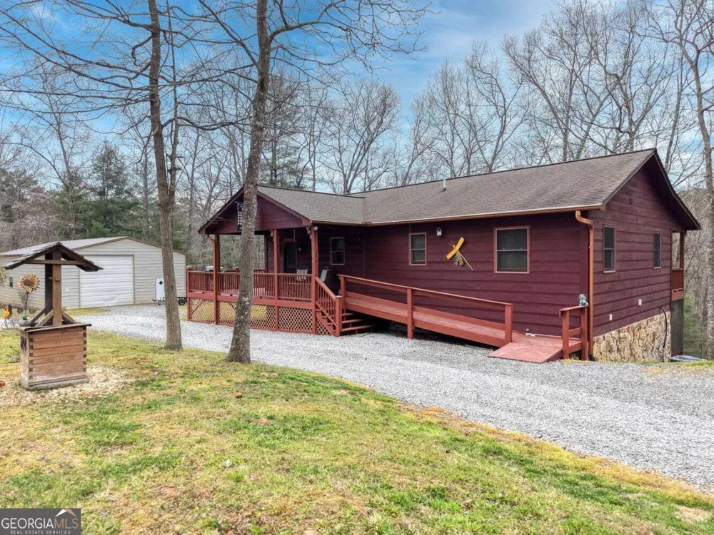 694 Hilltop RD Murphy, NC 28906