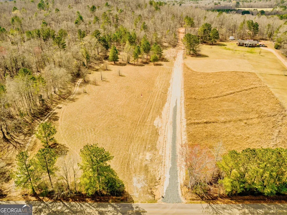 2943 Weems RD Molena, GA 30258
