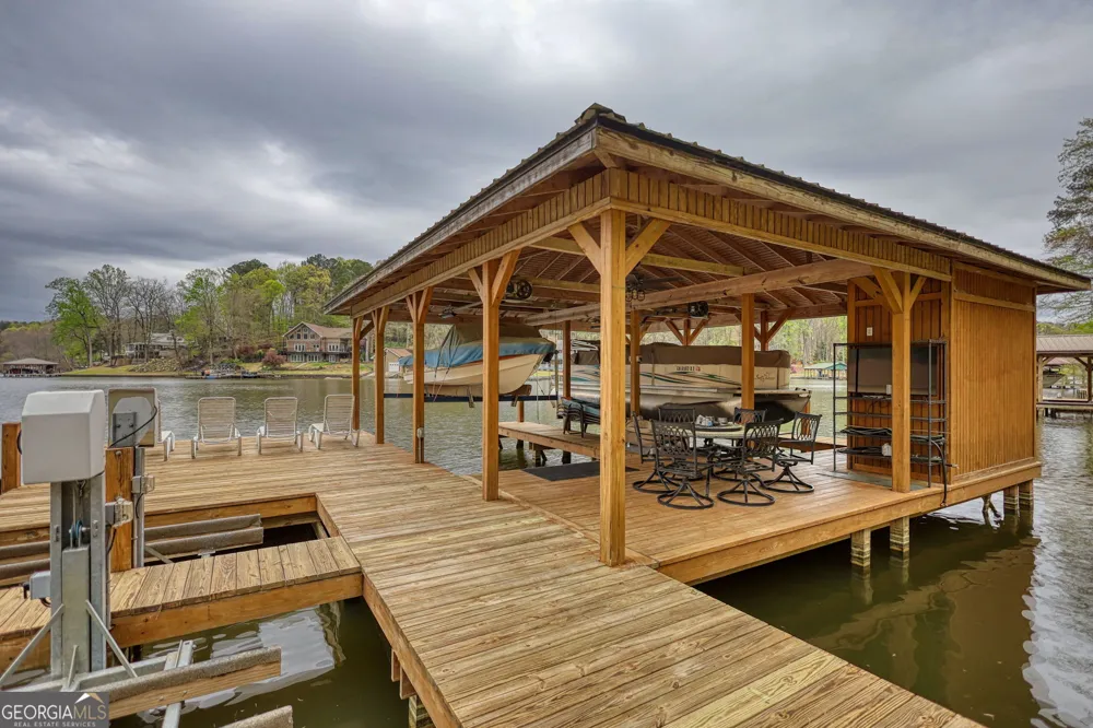 1697 County Line EXT Mansfield, GA 30055