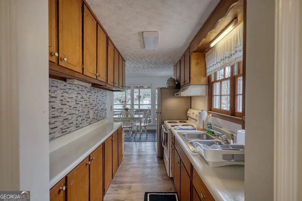 1697 County Line EXT Mansfield, GA 30055