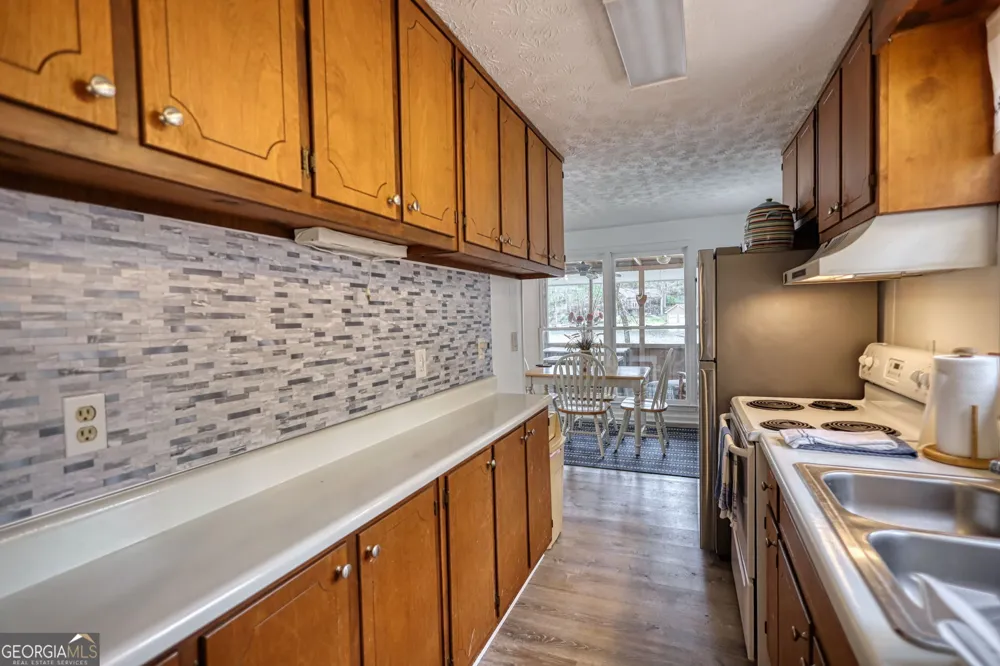 1697 County Line EXT Mansfield, GA 30055