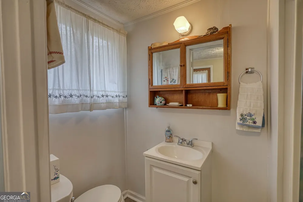 1697 County Line EXT Mansfield, GA 30055