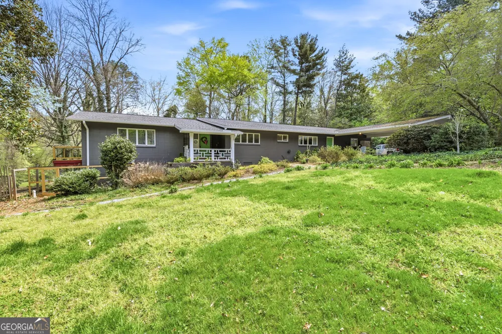 490 Maple ST Cornelia, GA 30531