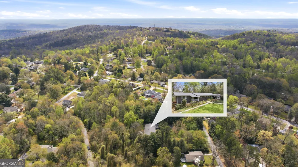 490 Maple ST Cornelia, GA 30531