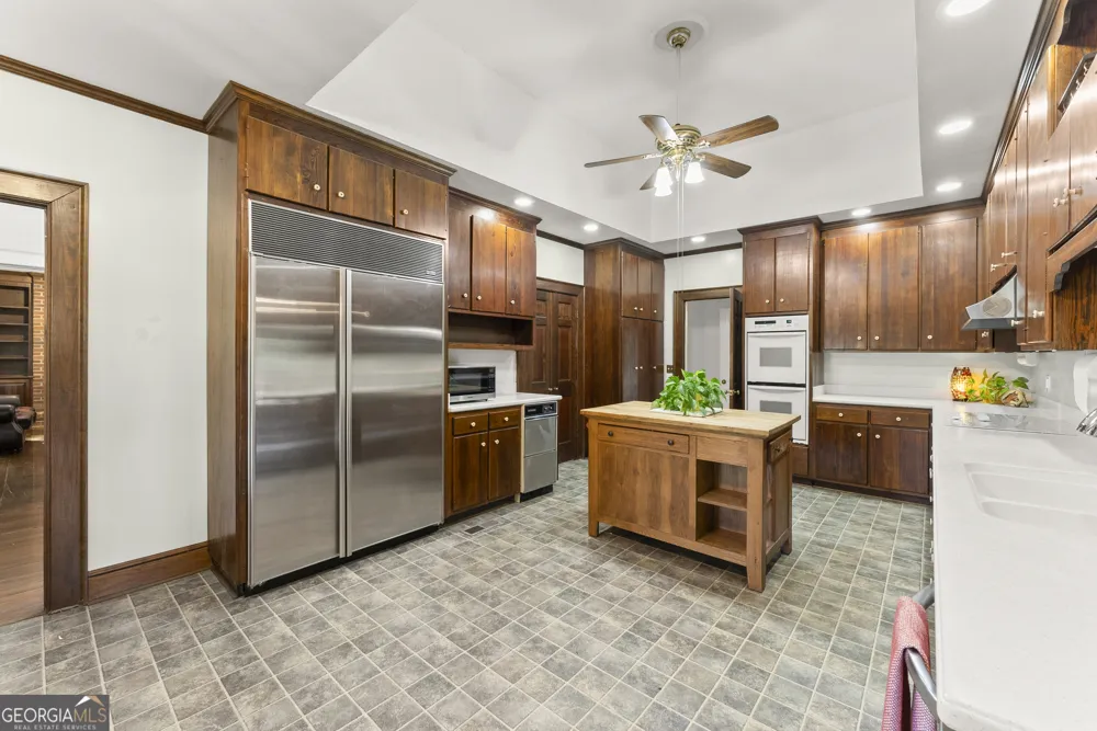 1972 Rest Haven RD Yatesville, GA 31097