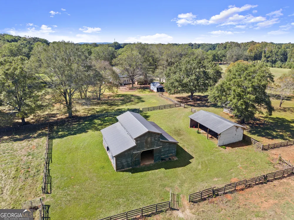 1972 Rest Haven RD Yatesville, GA 31097