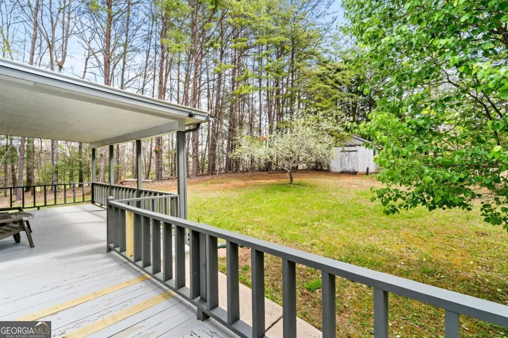 9045 Betty Jo CIR Young Harris, GA 30582