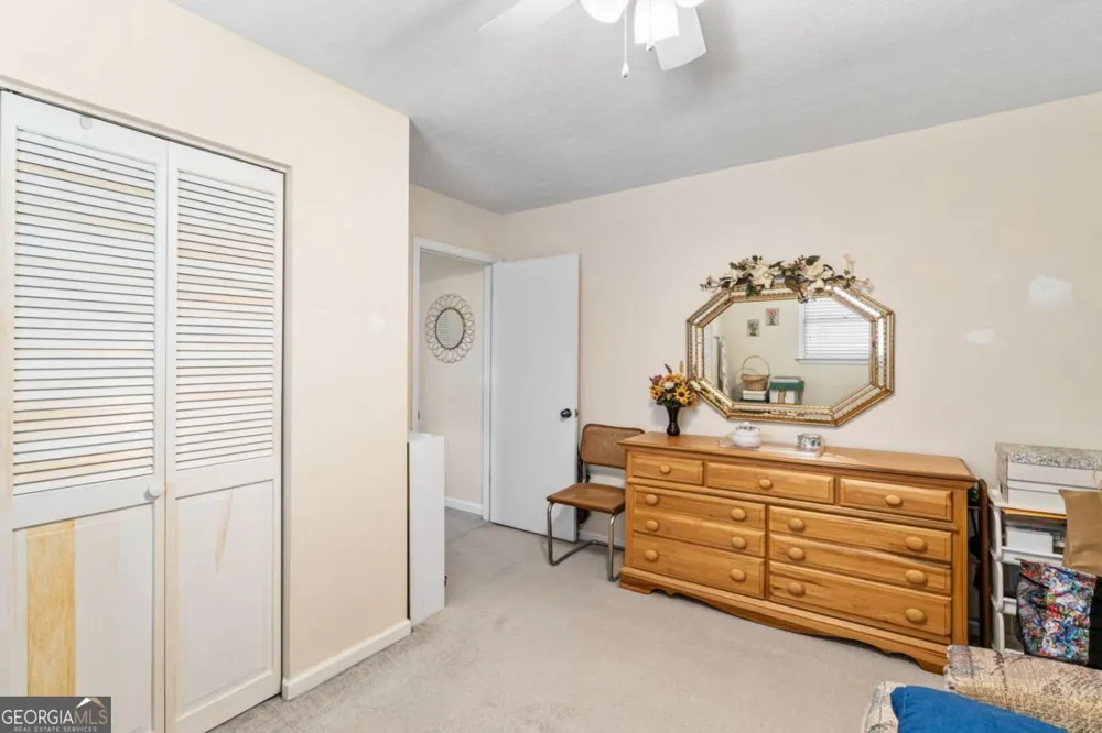9045 Betty Jo CIR Young Harris, GA 30582