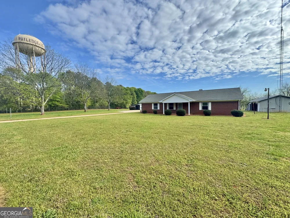 1760 Fears RD Rutledge, GA 30663