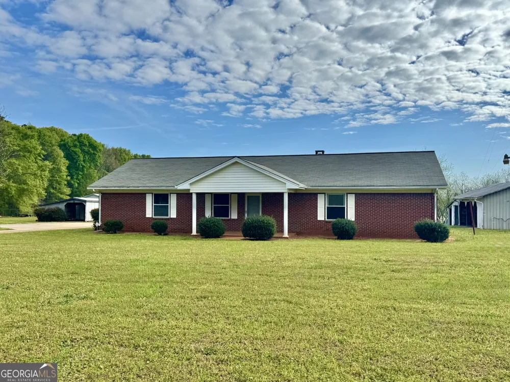 1760 Fears RD Rutledge, GA 30663