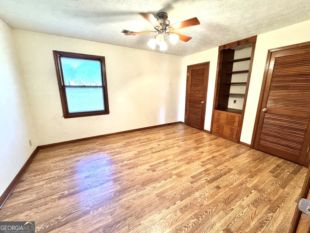1760 Fears RD Rutledge, GA 30663