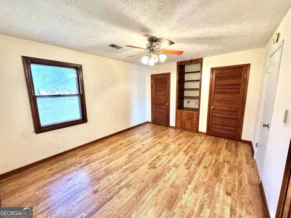 1760 Fears RD Rutledge, GA 30663