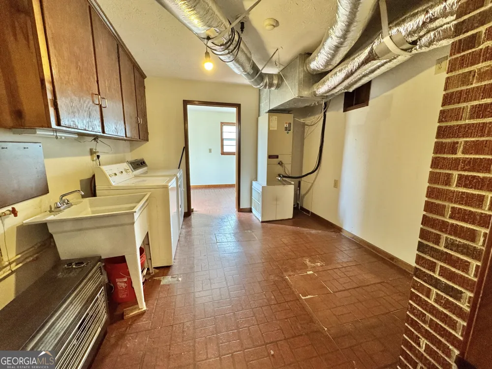 1760 Fears RD Rutledge, GA 30663