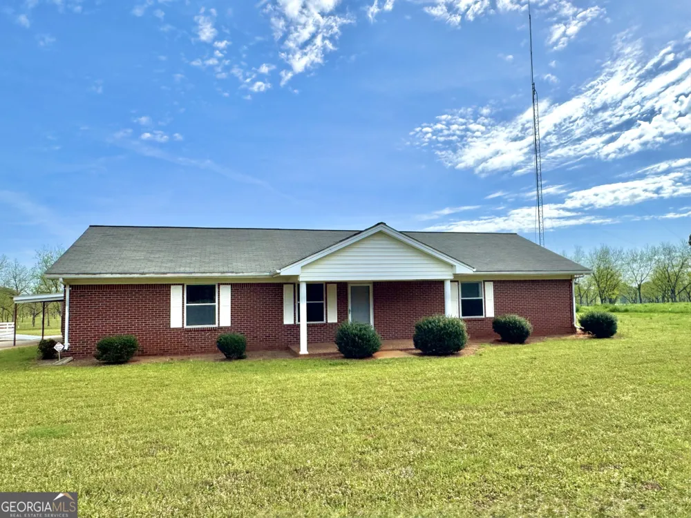 1760 Fears RD Rutledge, GA 30663