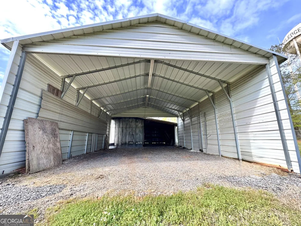 1760 Fears RD Rutledge, GA 30663
