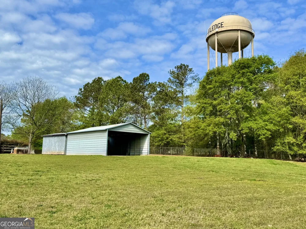 1760 Fears RD Rutledge, GA 30663