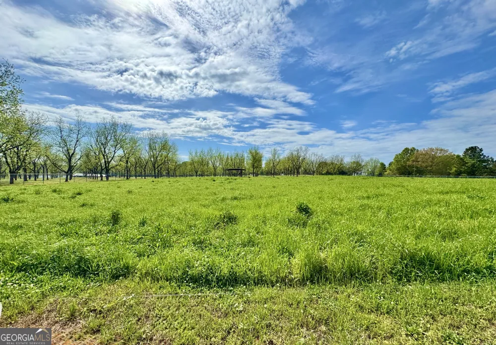 1760 Fears RD Rutledge, GA 30663
