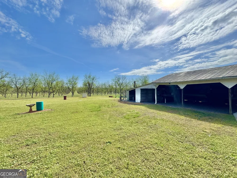 1760 Fears RD Rutledge, GA 30663