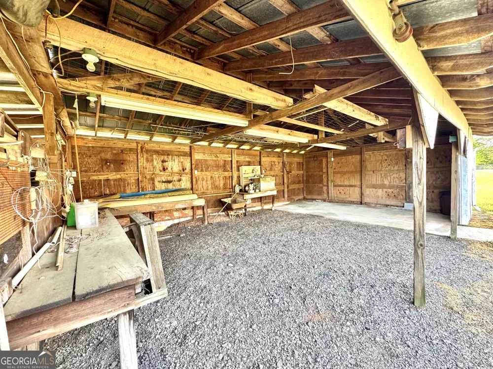 1760 Fears RD Rutledge, GA 30663