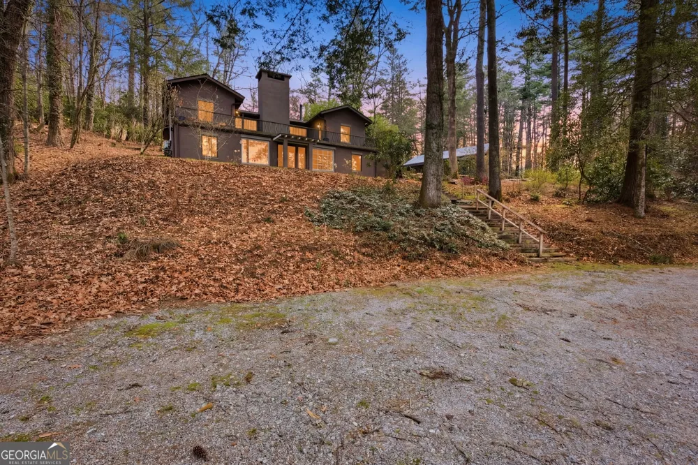 1921 Franklin RD Highlands, NC 28741