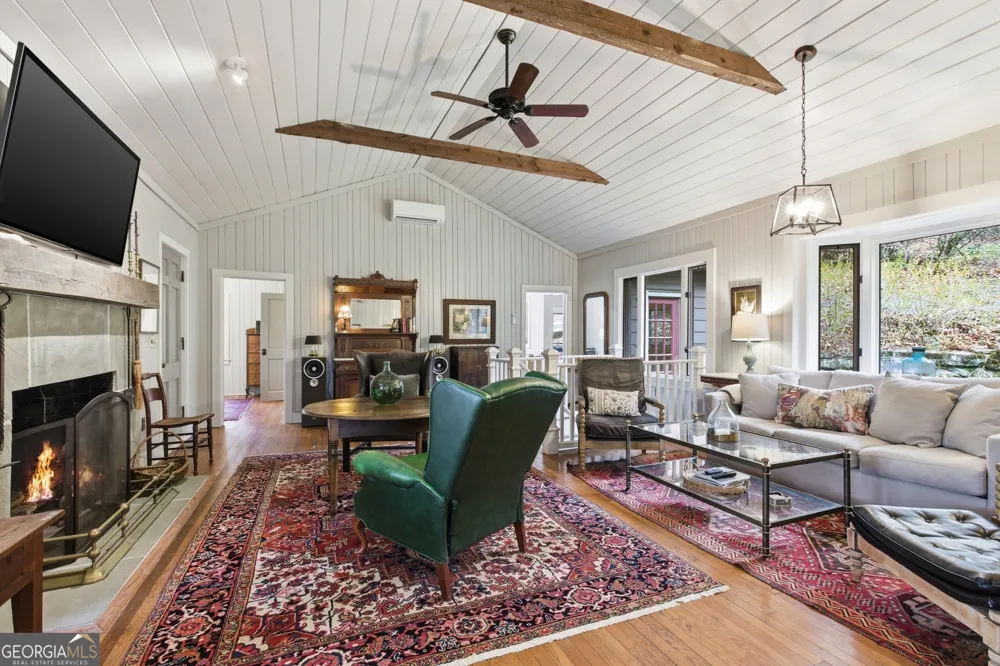 1921 Franklin RD Highlands, NC 28741