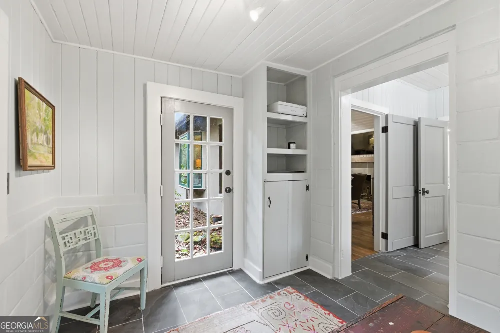 1921 Franklin RD Highlands, NC 28741