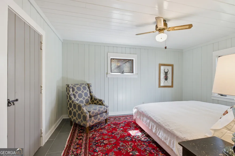 1921 Franklin RD Highlands, NC 28741