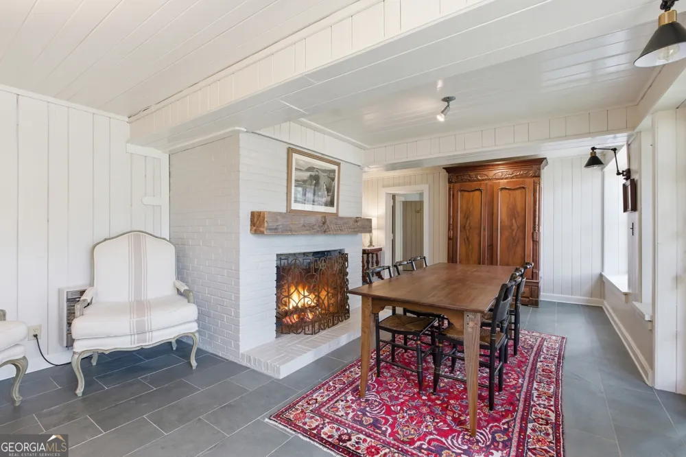 1921 Franklin RD Highlands, NC 28741