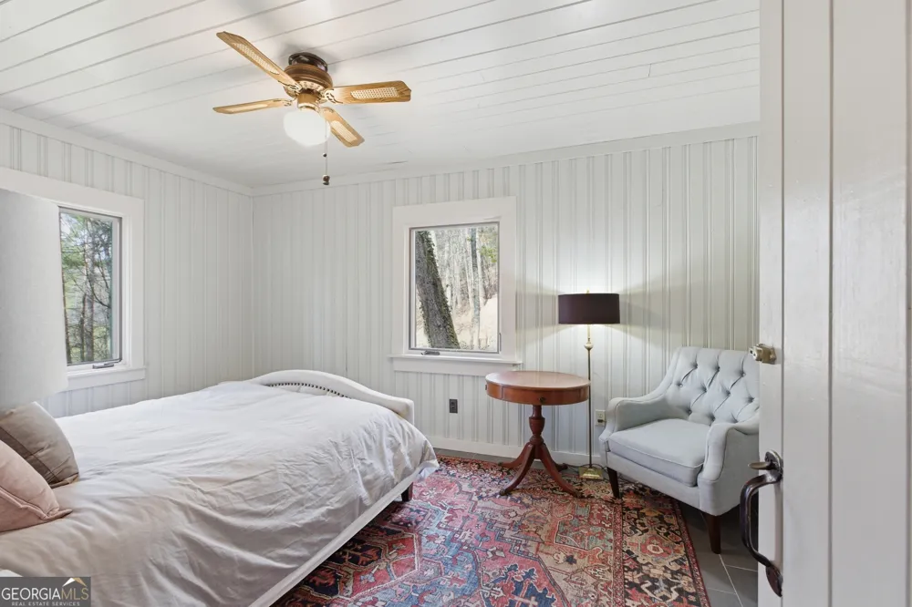 1921 Franklin RD Highlands, NC 28741
