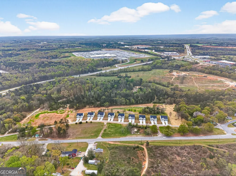 696 530 Madison ST Commerce, GA 30529