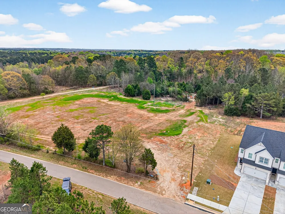 696 530 Madison ST Commerce, GA 30529