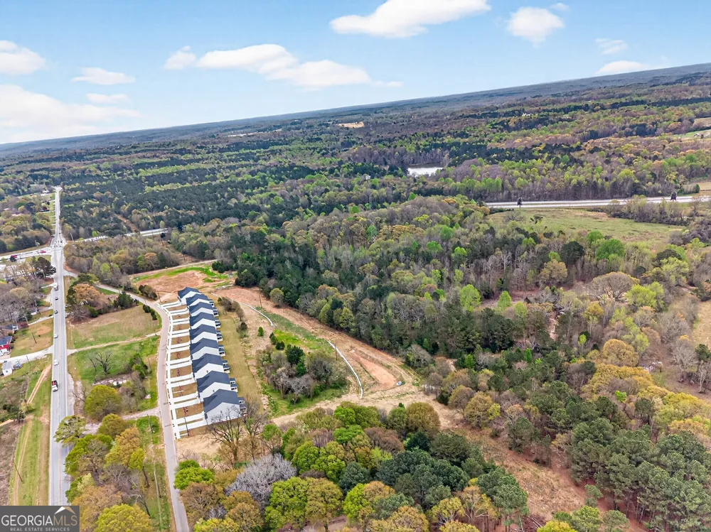 696 530 Madison ST Commerce, GA 30529