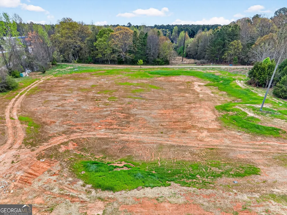 696 530 Madison ST Commerce, GA 30529