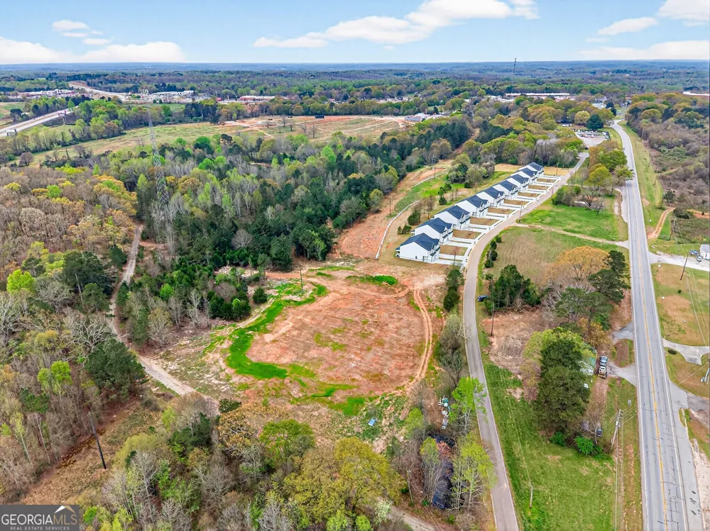 696 530 Madison ST Commerce, GA 30529