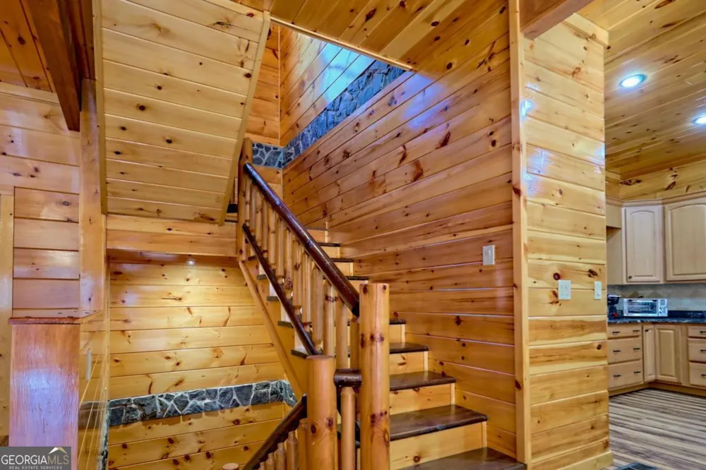 356 Mill Creek Acres Blue Ridge, GA 30513