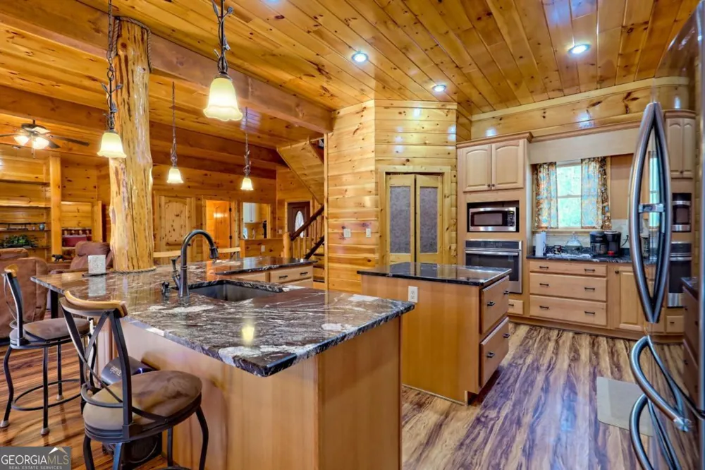 356 Mill Creek Acres Blue Ridge, GA 30513