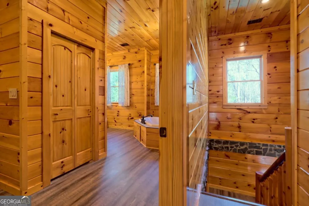 356 Mill Creek Acres Blue Ridge, GA 30513