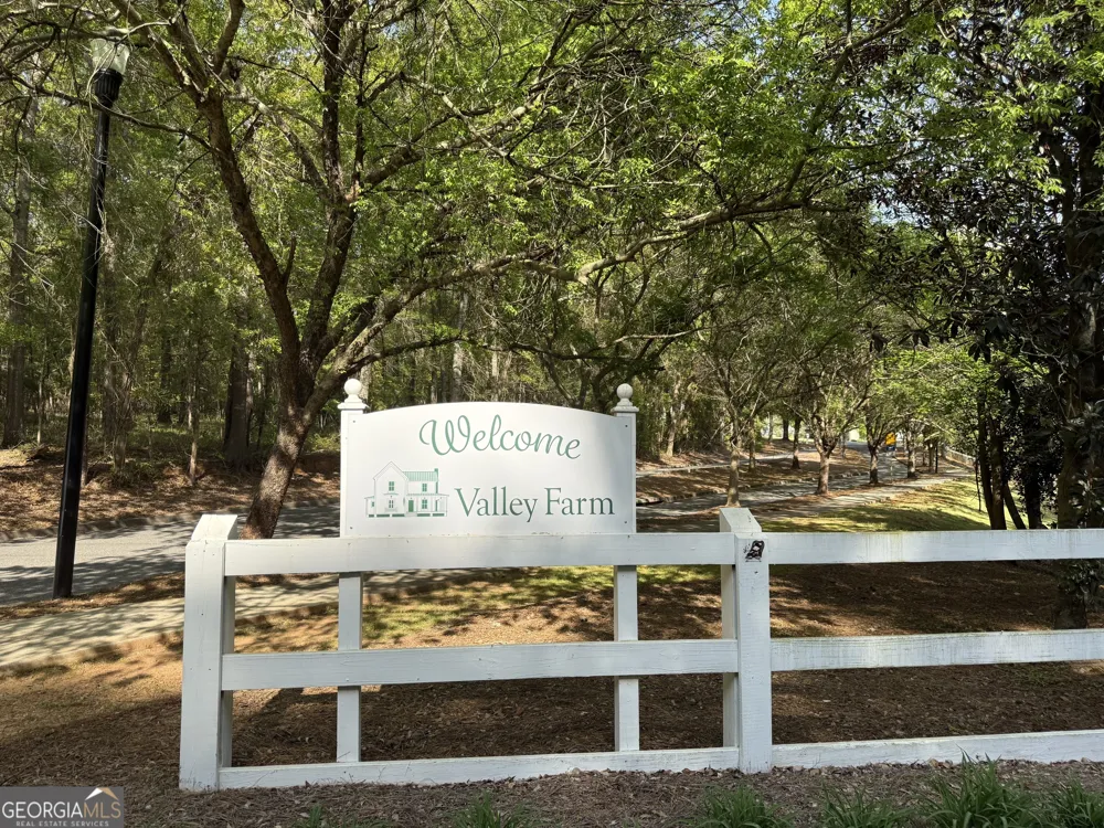 533 Village RD Madison, GA 30650