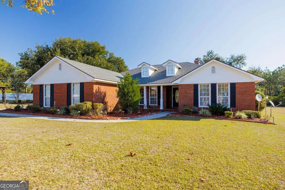 5318 Mimosa CIR Lake Park, GA 31636