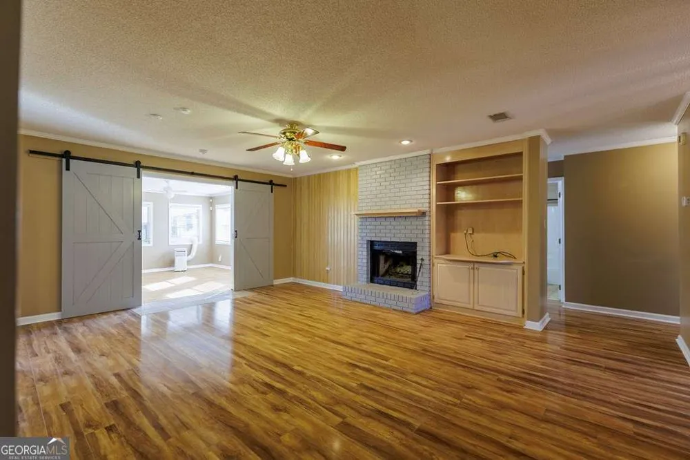 5318 Mimosa CIR Lake Park, GA 31636