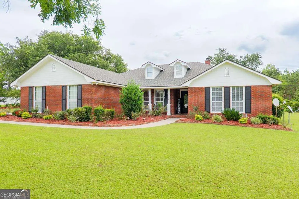 5318 Mimosa CIR Lake Park, GA 31636