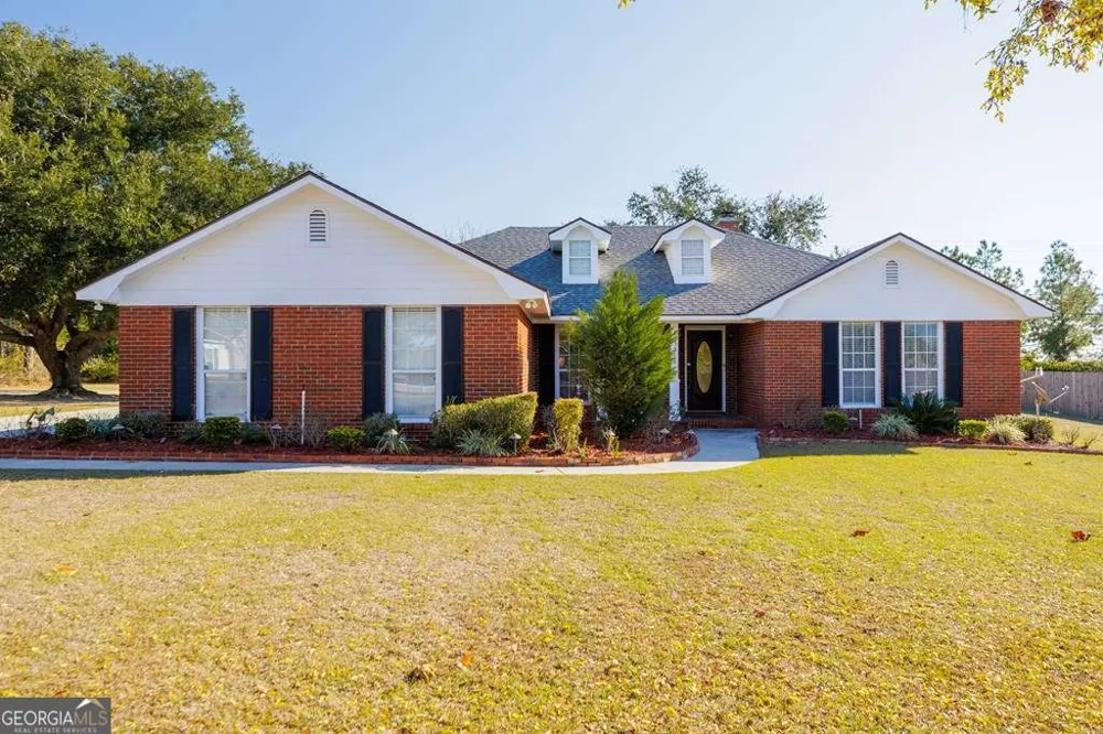 5318 Mimosa CIR Lake Park, GA 31636