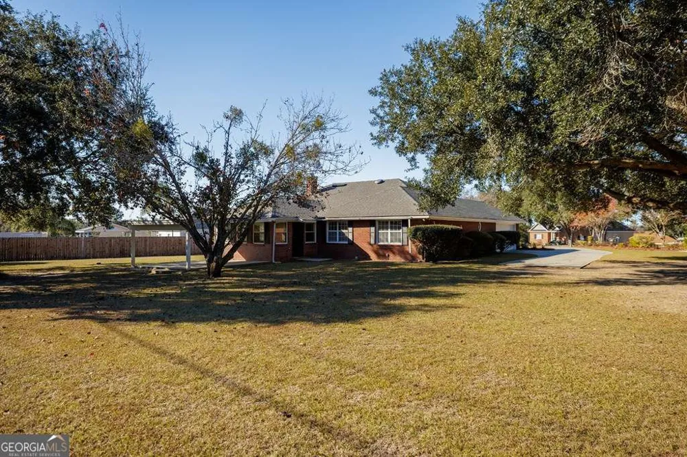5318 Mimosa CIR Lake Park, GA 31636